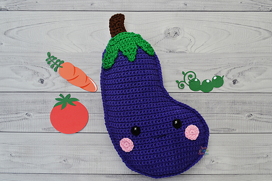 CROCHET PATTERN: Crochet Eggplant, Amigurumi Stuffed Food, Kawaii P