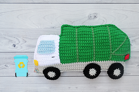 Garbage Truck Crochet Pattern Kawaii Cuddler®