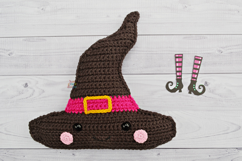 Witch Hat Crochet Pattern – Kawaii Cuddler®
